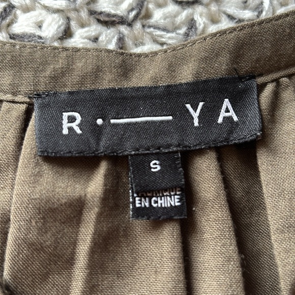 Anthropologie mini dress - Picture 10 of 11